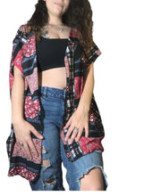 Load image into Gallery viewer, Floral&amp; Plaid Open Shawl
